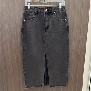 JustFab Dark Gray Denim Skirt